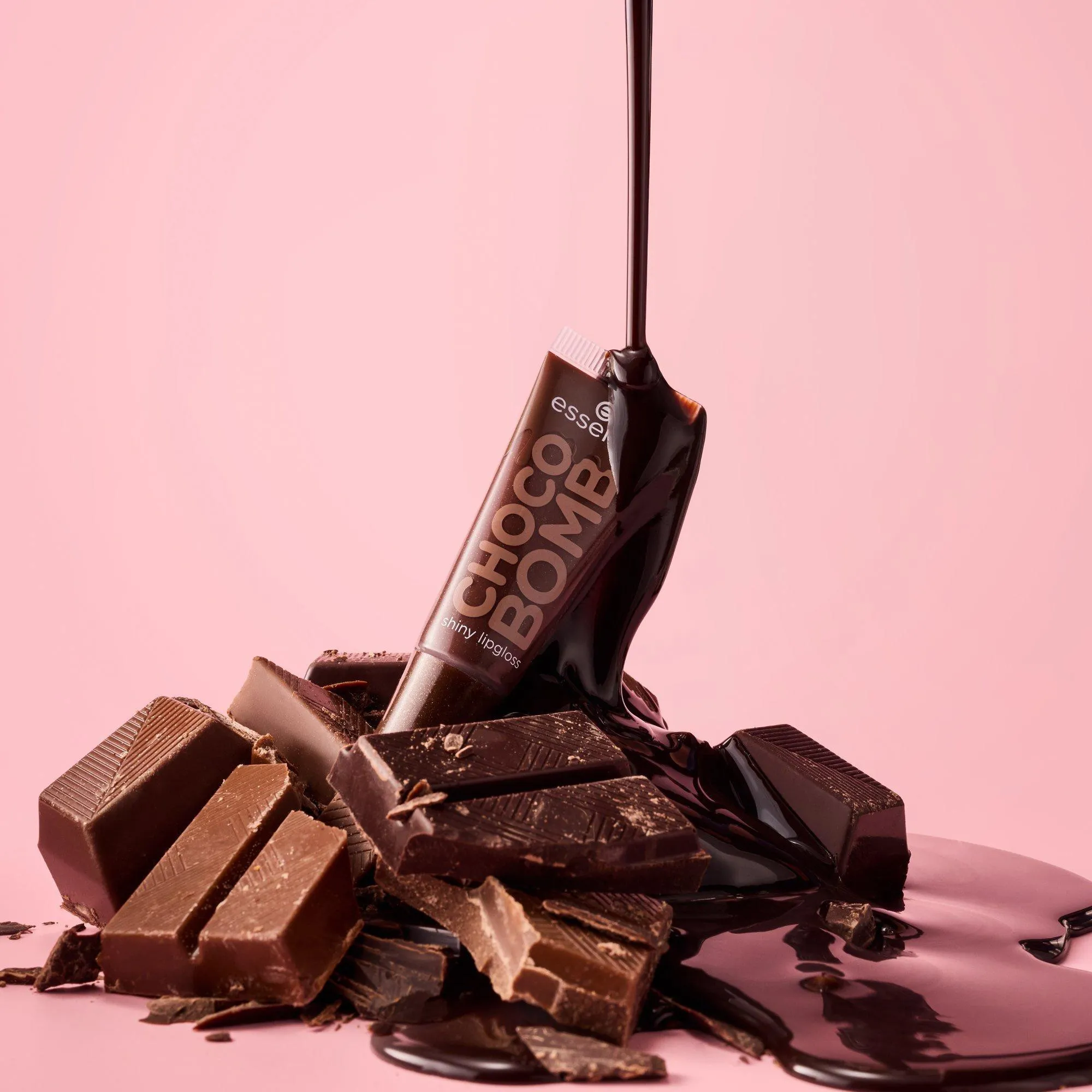 لیپ گلاس اسنس مدل شکلاتی چوکو بمب (Choco Bomb)