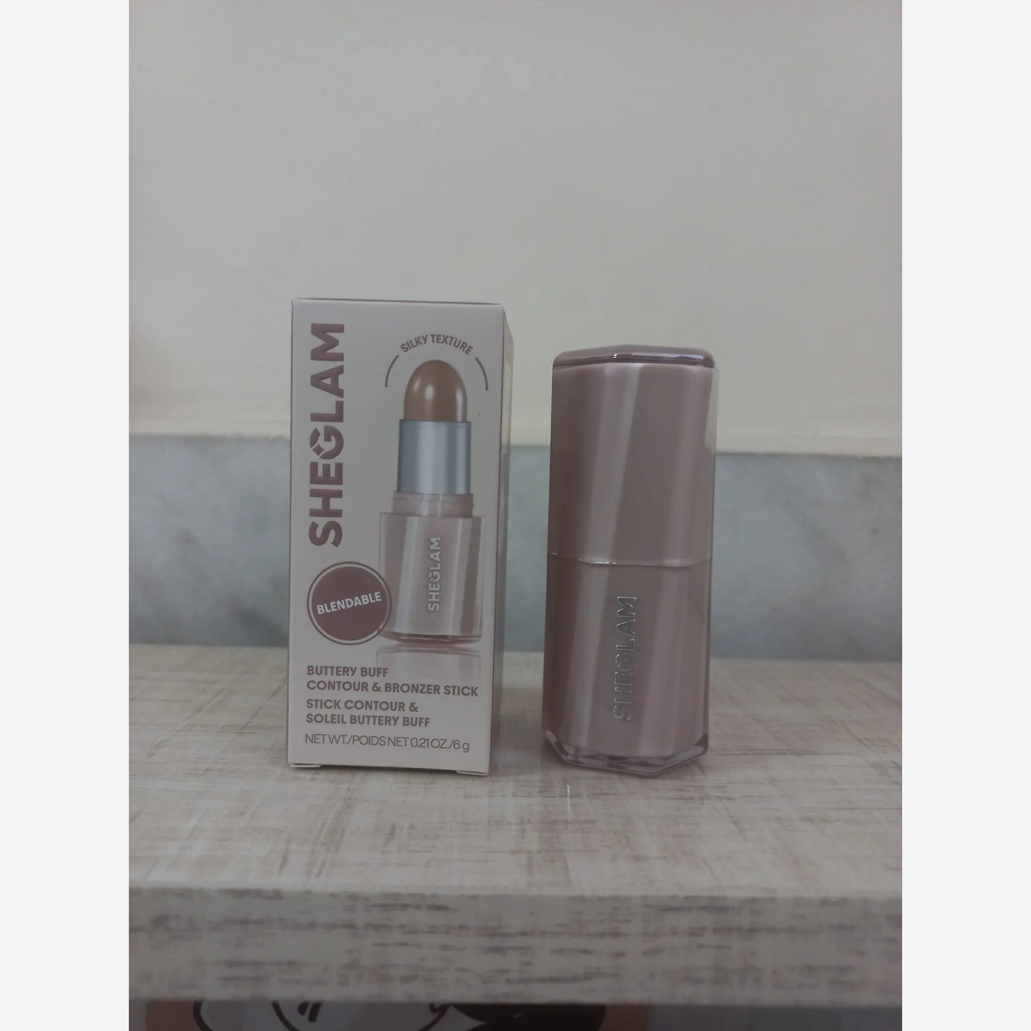 کانتور استیکی کره ای شیگلم مدل Buttery Buff رنگ Soft Tan 
