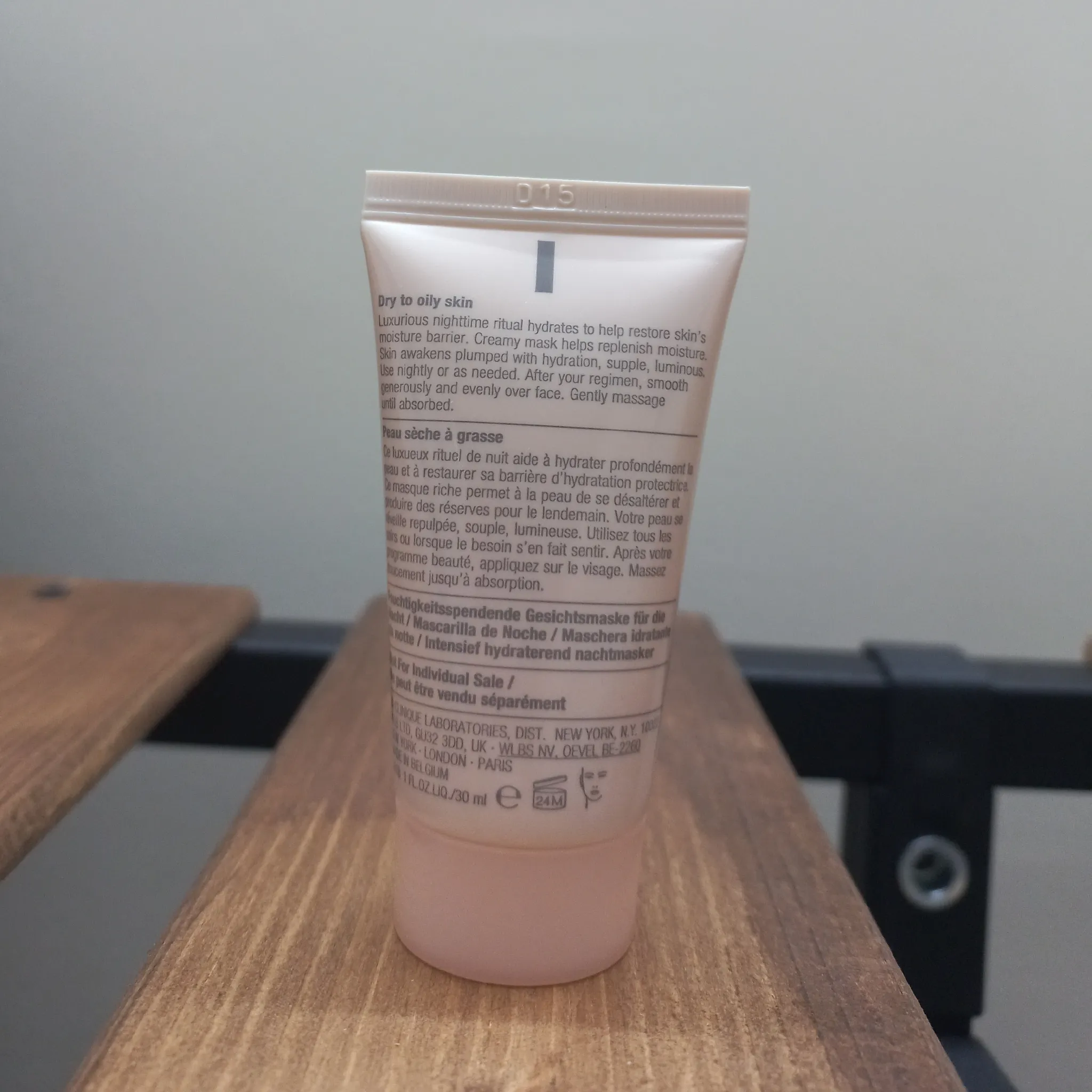 ماسک شب کلینیک مویسچر سرج اورنایت اصل clinique overnight mask