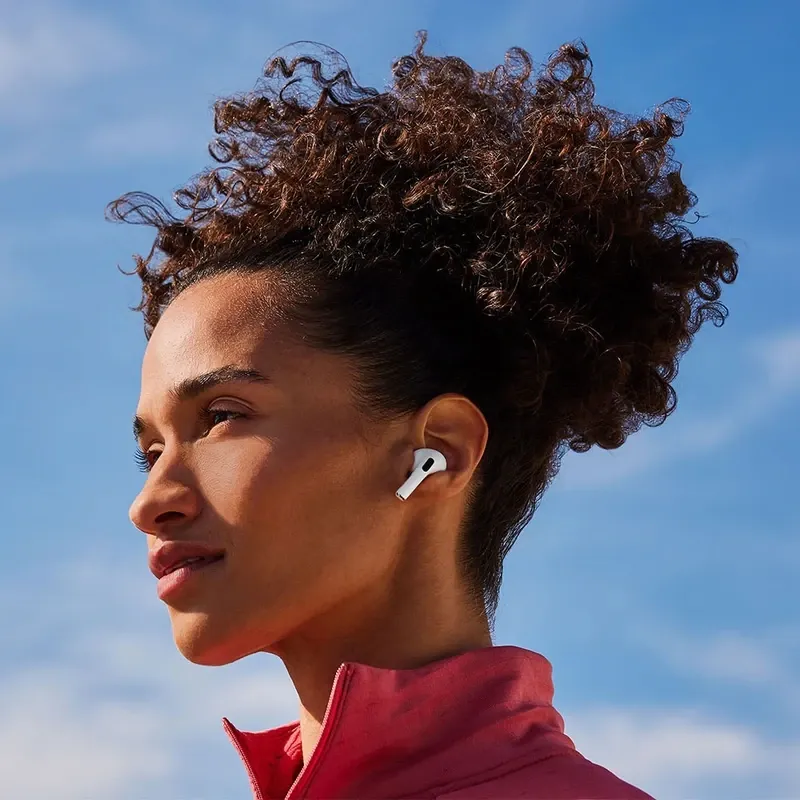 هدفون بلوتوثی اپل مدل AirPods 4 فاقد قابلیت نویز کنسلینگ