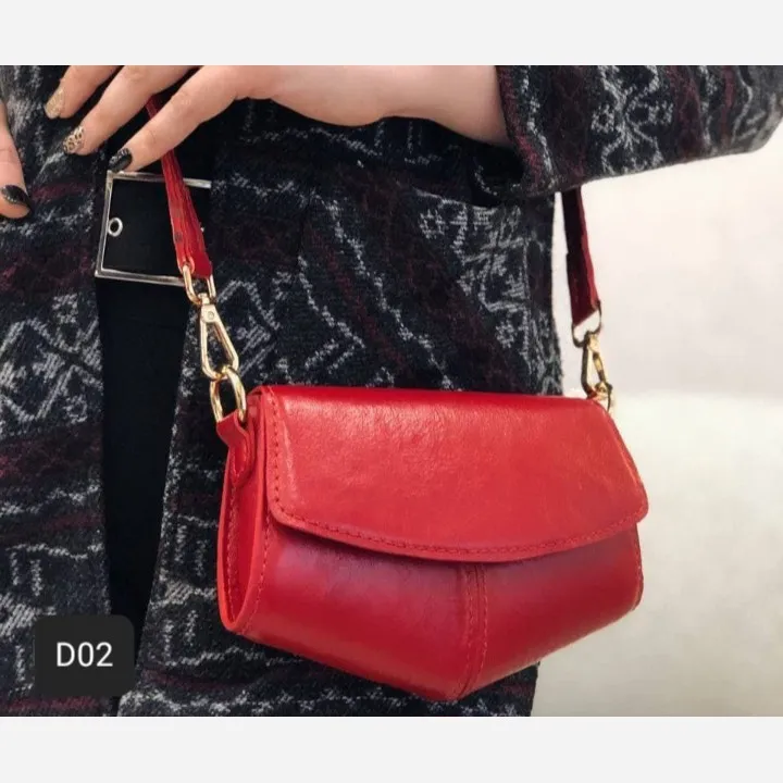 کیف زنانه دوشی چرم طبیعی